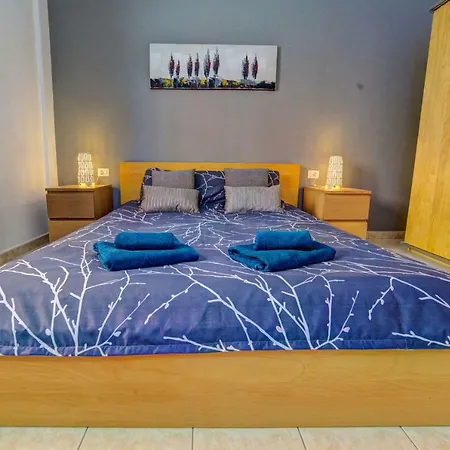 Callao Salvaje 아파트 *